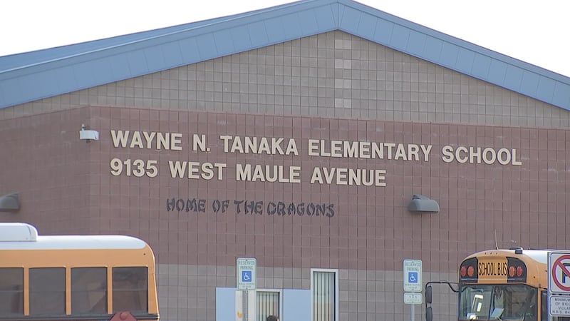 Mom says warm classroom at CCSD school affects her daughter’s health